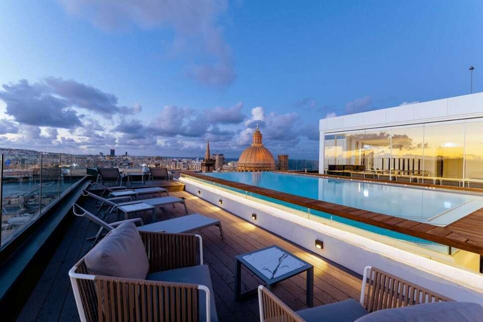 Een foto van The Embassy Valletta Hotel