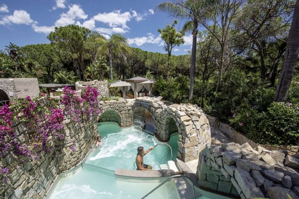 Ein Foto Forte Village Resort Hotel & Bungalows Il Castello