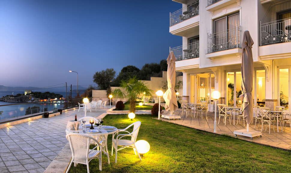 Een foto van het terras bij La Vista Boutique Hotel & Spa