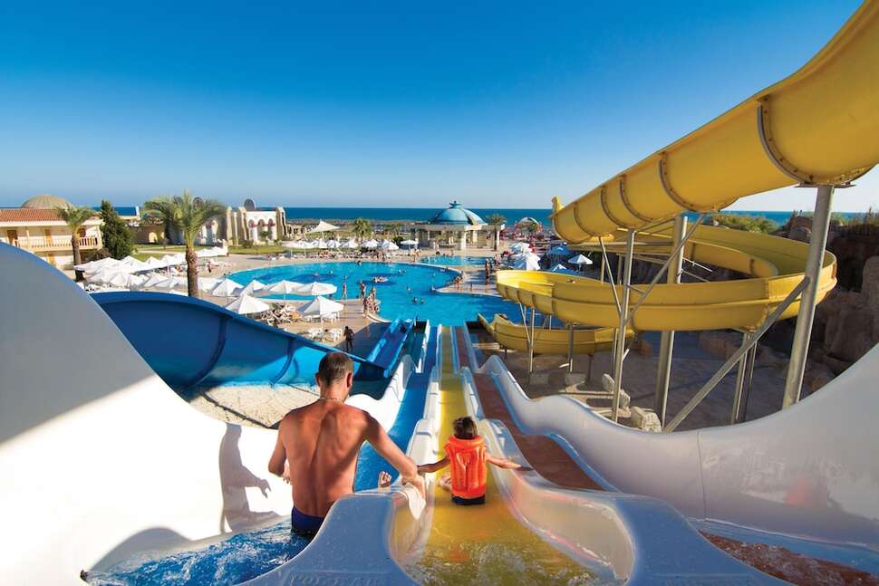 Een foto van het zwembad bij Selectum Noa Belek