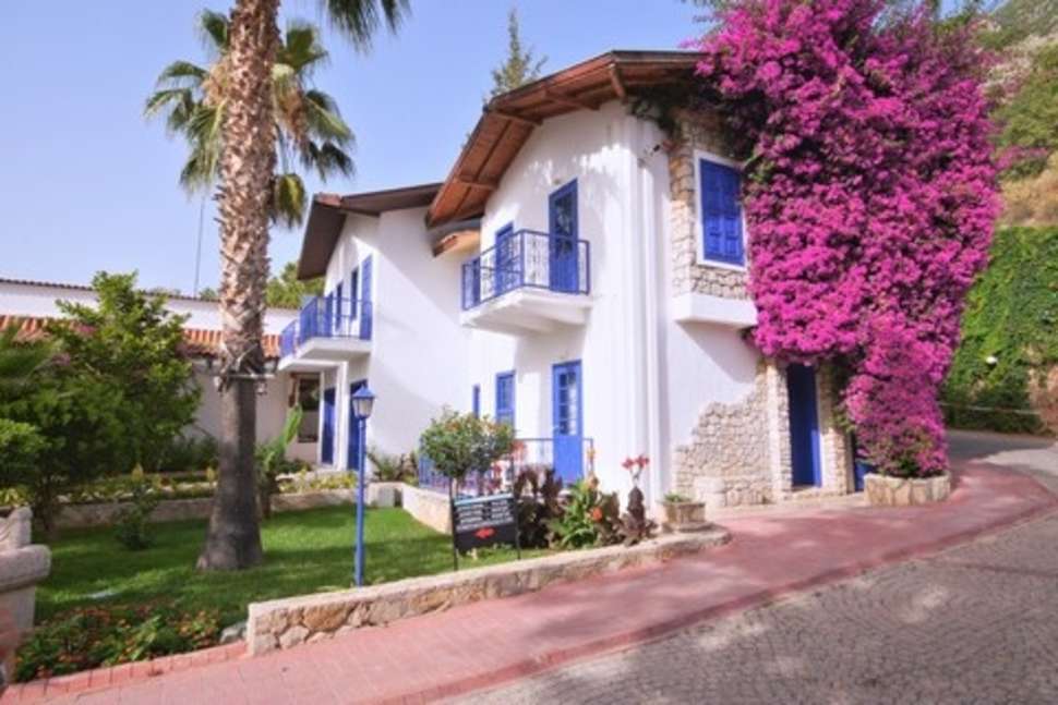 Een foto van de buitenkant van Oludeniz Beach Resort by Z Hotels