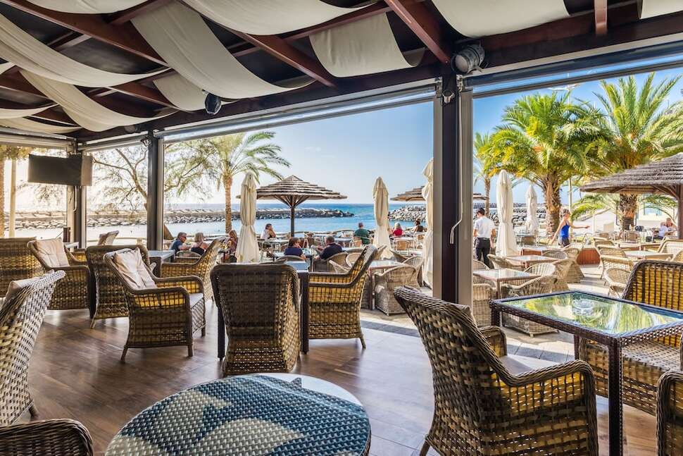 Een foto van Calheta Beach