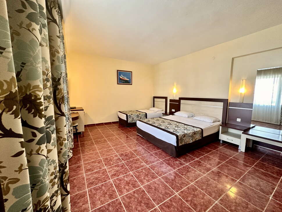 Ein Foto Blue Wave Suite Hotel