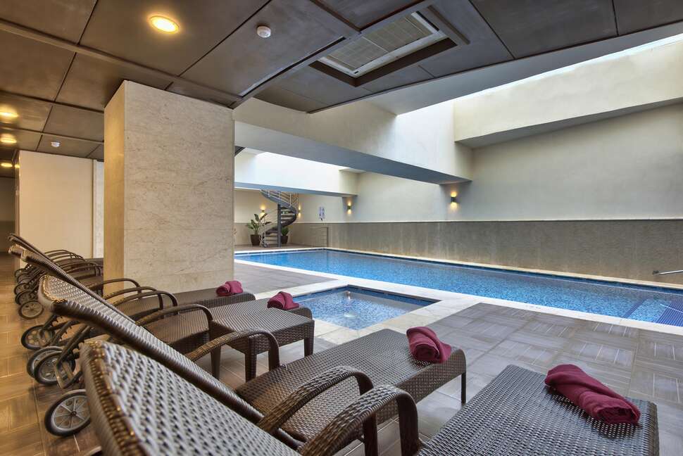 Een foto van het zwembad bij db San Antonio Hotel & Spa