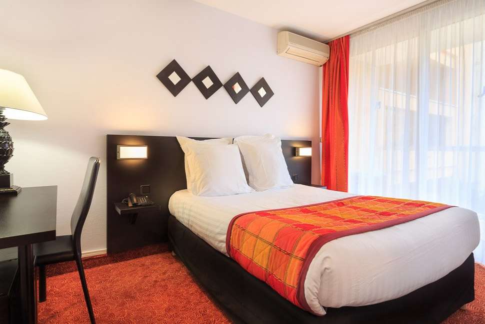 Ein Foto Hotel Mediterranee