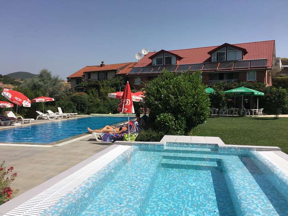 Een foto van het zwembad bij Hotel Oaza Inn