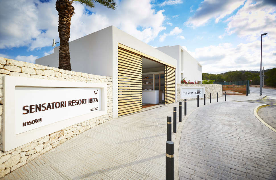 Een foto van de buitenkant van Insotel Tarida Beach Resort & Spa