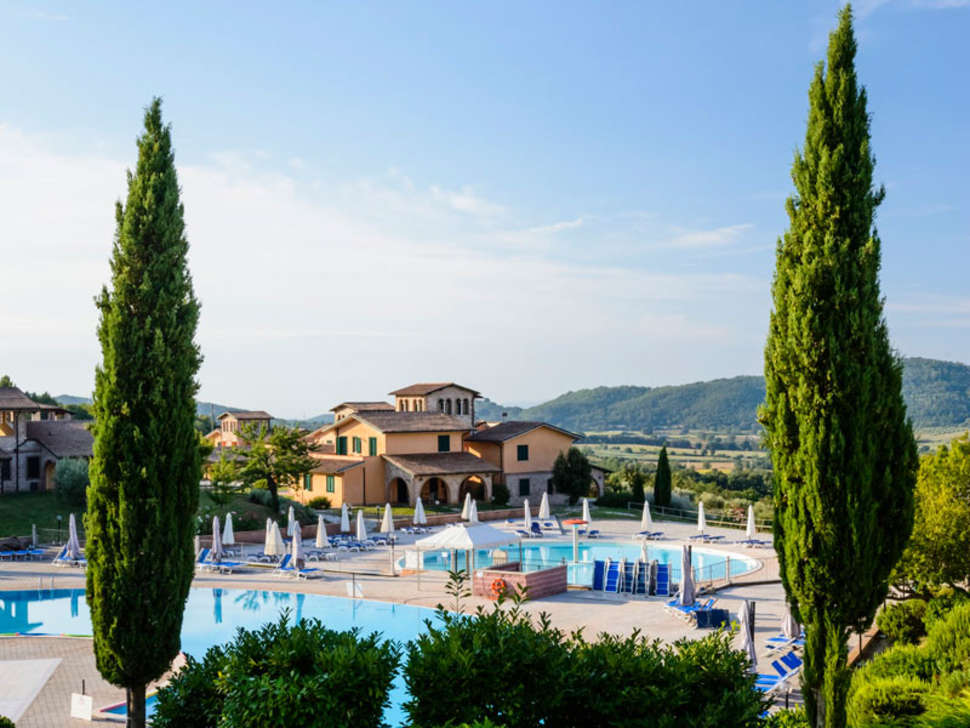 Een foto van het zwembad bij Pian Dei Mucini Resort
