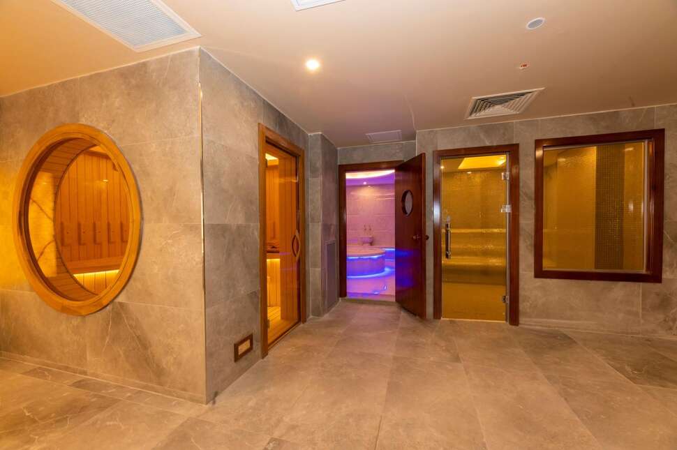Een foto van Ramada by Wyndham Istanbul Pera