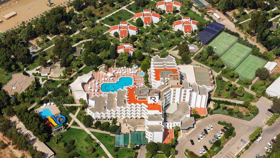 Een foto van de buitenkant van Richmond Ephesus Resort