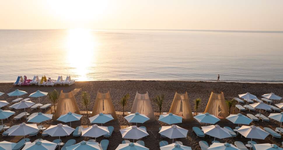Ein Foto vom Strand beim Mitsis Faliraki Beach Hotel & Spa