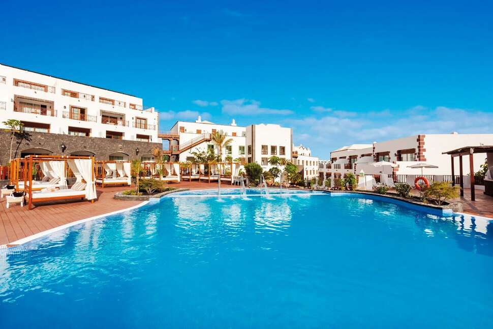 Een foto van het zwembad bij Gran Castillo Tagoro Hotel & Resort