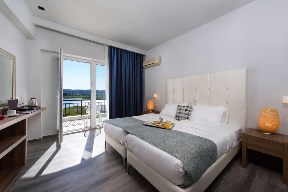 Ein Foto The Royal Grand Hotel