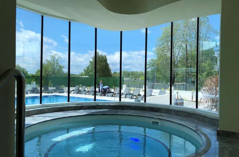Een foto van het zwembad bij Unique Resort & Spa