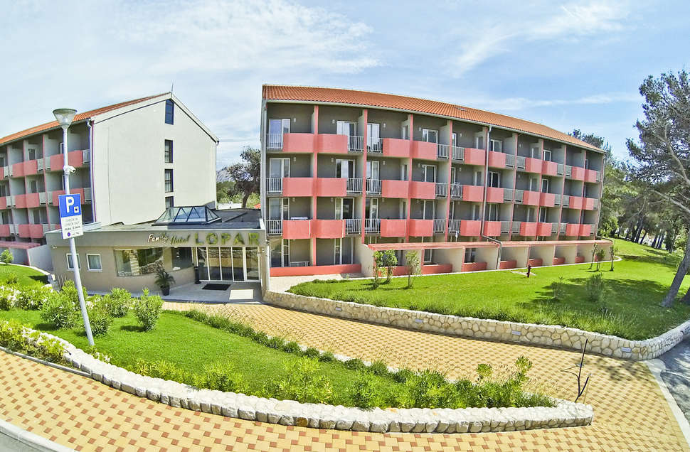 Ein Foto von der Außenansicht des San Marino Resort Plaza Family Hotel