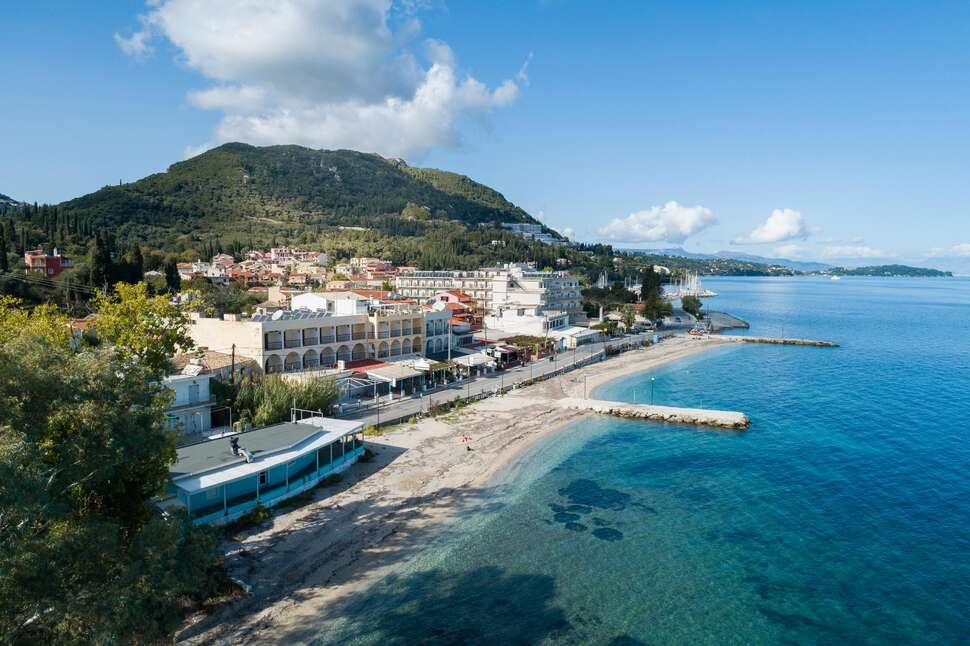 Een foto van een overzicht van Bella Vista Hotel & Studios
