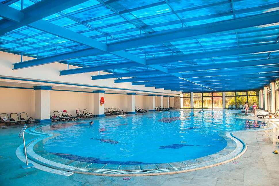 Een foto van het zwembad bij Selectum Noa Belek