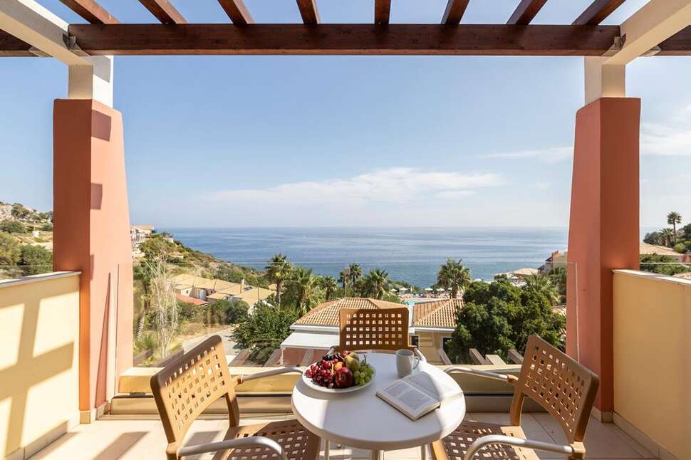 Een foto van Apostolata Island Resort & Spa
