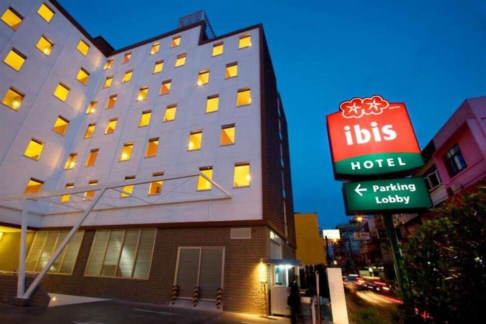 Ein Foto Ibis Bangkok Sathorn