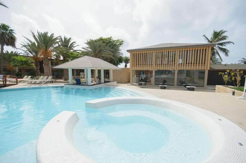 Een foto van het zwembad bij Oasis Belorizonte Hotel