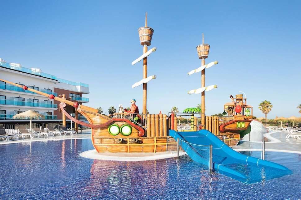 Ein Foto vom Pool im Best Costa Ballena