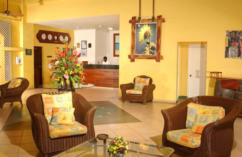 Ein Foto vom Innenbereich im Casa Marina Beach & Reef Resort