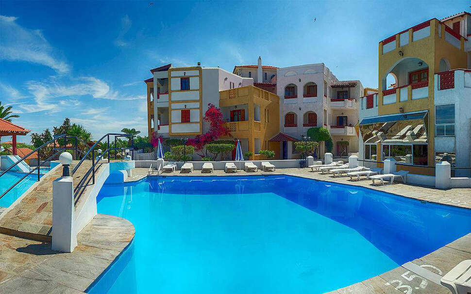 Ein Foto vom Pool im Anema by the Sea Guesthouse