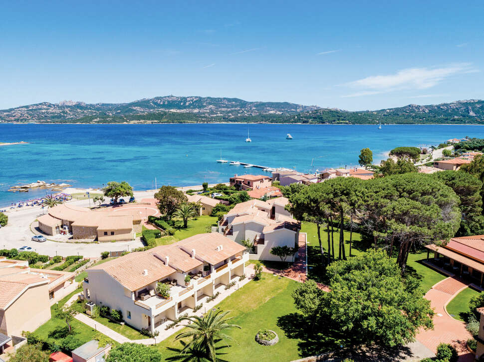 Een foto van de buitenkant van Blu Hotel Laconia Village