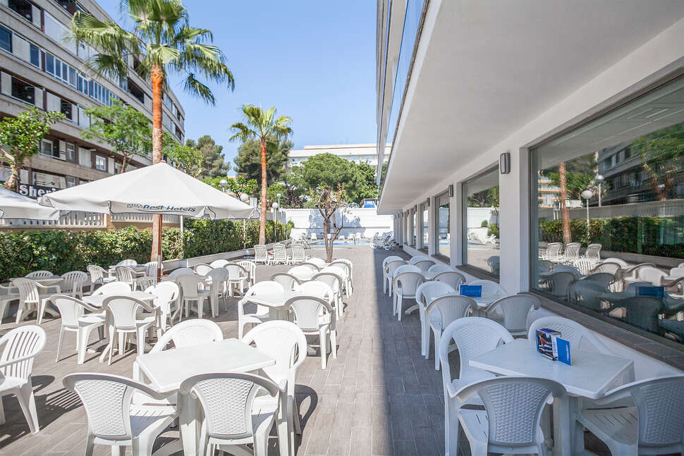 Een foto van het terras bij Best Los Angeles