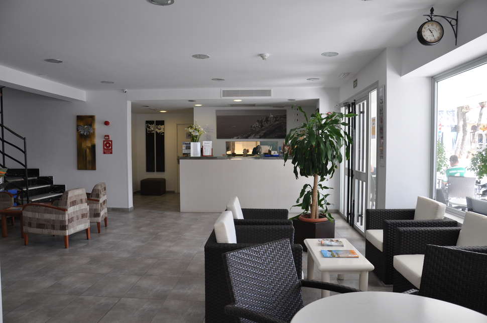 Een foto van het interieur van Gami Hotel