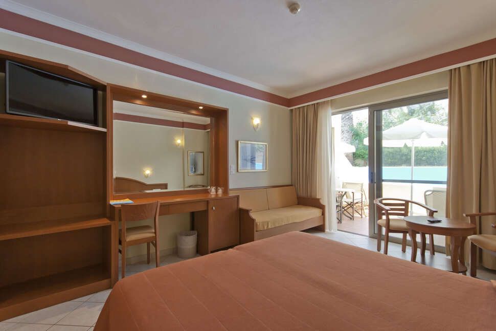 Ein Foto Hydramis Palace Beach Resort