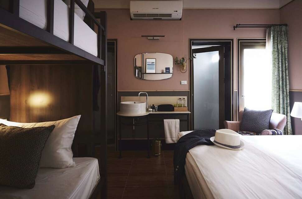 Ein Foto Josh Hotel Bangkok