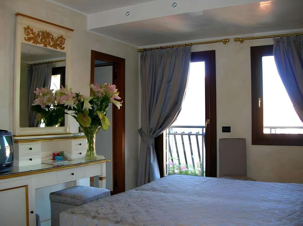 Ein Foto Hotel Carlton Capri