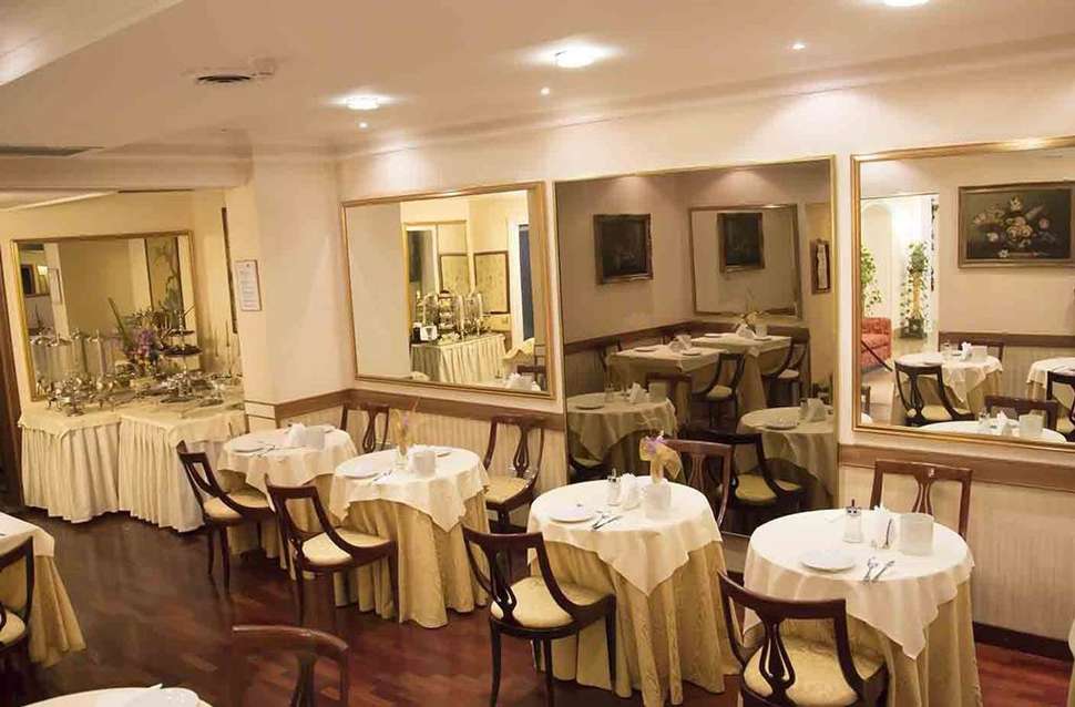 Een foto van de faciliteiten bij Hotel Cecil Rome