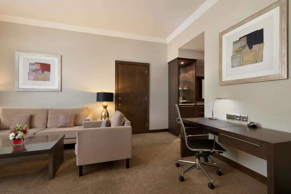 Een foto van Ramada by Wyndham Downtown Abu Dhabi