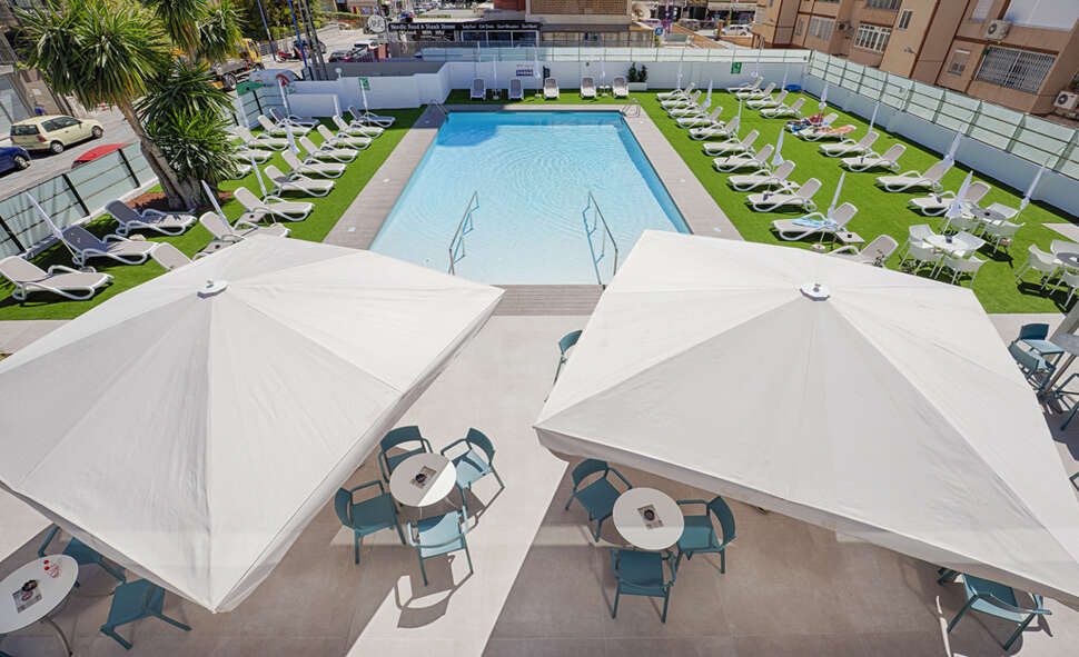 Een foto van het zwembad bij Hotel Benidorm Centre