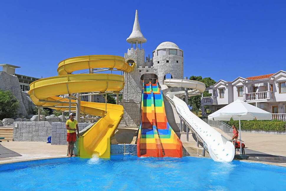 Een foto van het zwembad bij Selectum Noa Belek