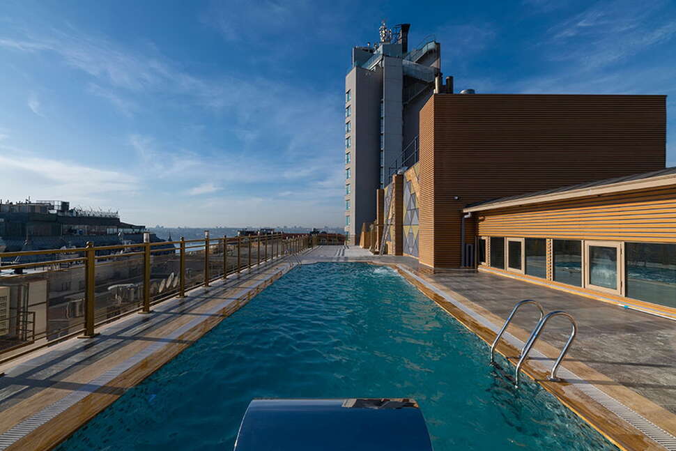 Een foto van Ramada by Wyndham Istanbul Pera