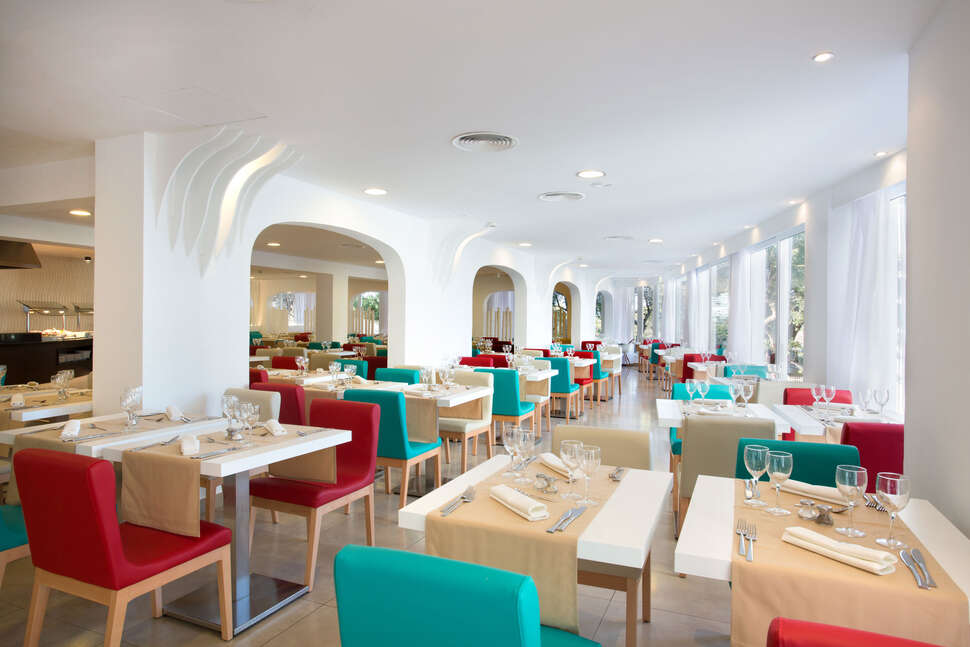 Een foto van de faciliteiten bij Grupotel Ibiza Beach Resort