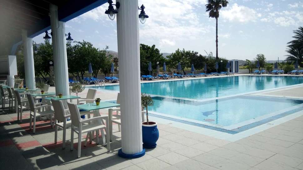 Een foto van het zwembad bij Hotel Tigaki's Star