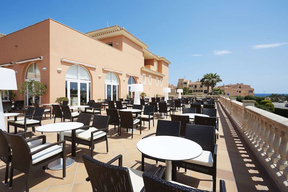 Een foto van de faciliteiten bij Grupotel Macarella Suites & Spa
