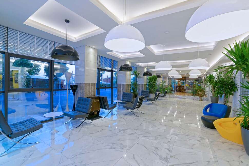 Een foto van het interieur van Kaptan Hotel