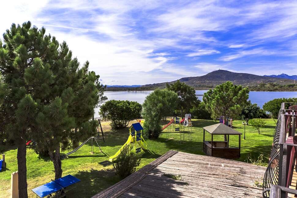 Ein Foto Colonna Hotel Du Golf