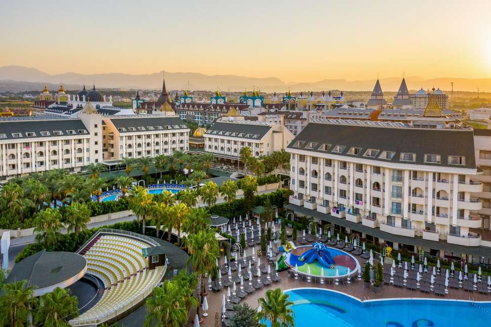Ein Foto vom Pool im Calimera Hane Garden