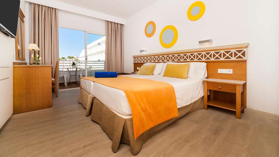 Een foto van Suneo Santa Ponsa