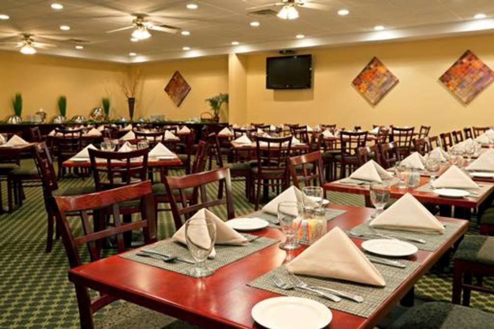 Een foto van de faciliteiten bij Holiday Inn Hasbrouck Heights Meadowlands