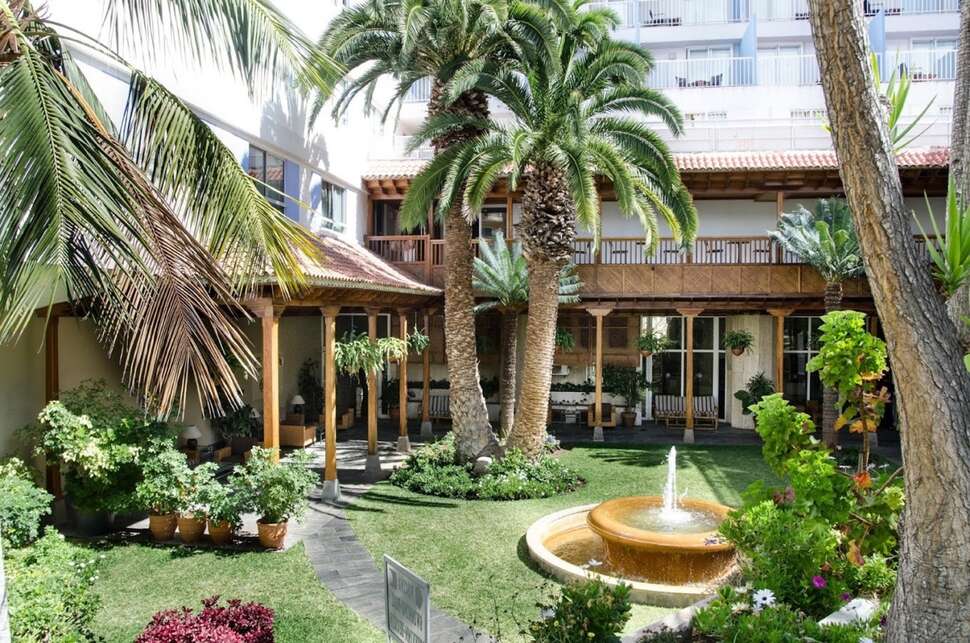 Een foto van het terras bij Catalonia Las Vegas