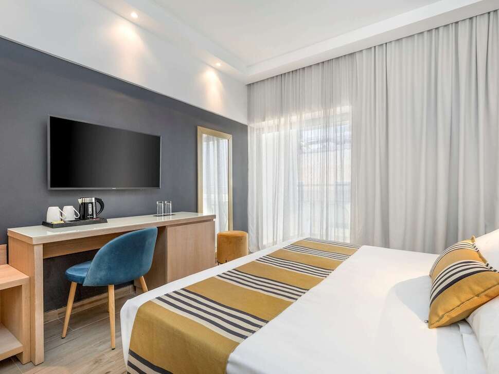 Ein Foto Mercure Rhodes Alexia Hotel & Spa