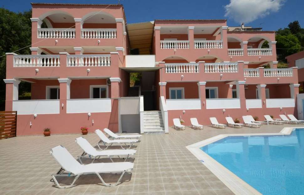 Ein Foto vom Pool im Paradiso Apartments