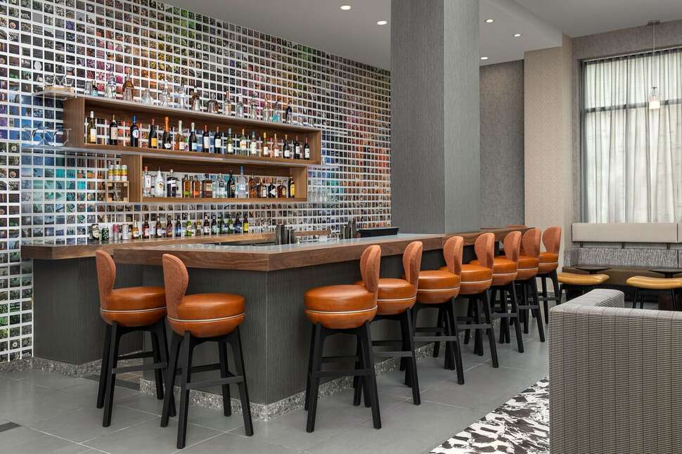 Ein Foto SpringHill Suites New York Queens